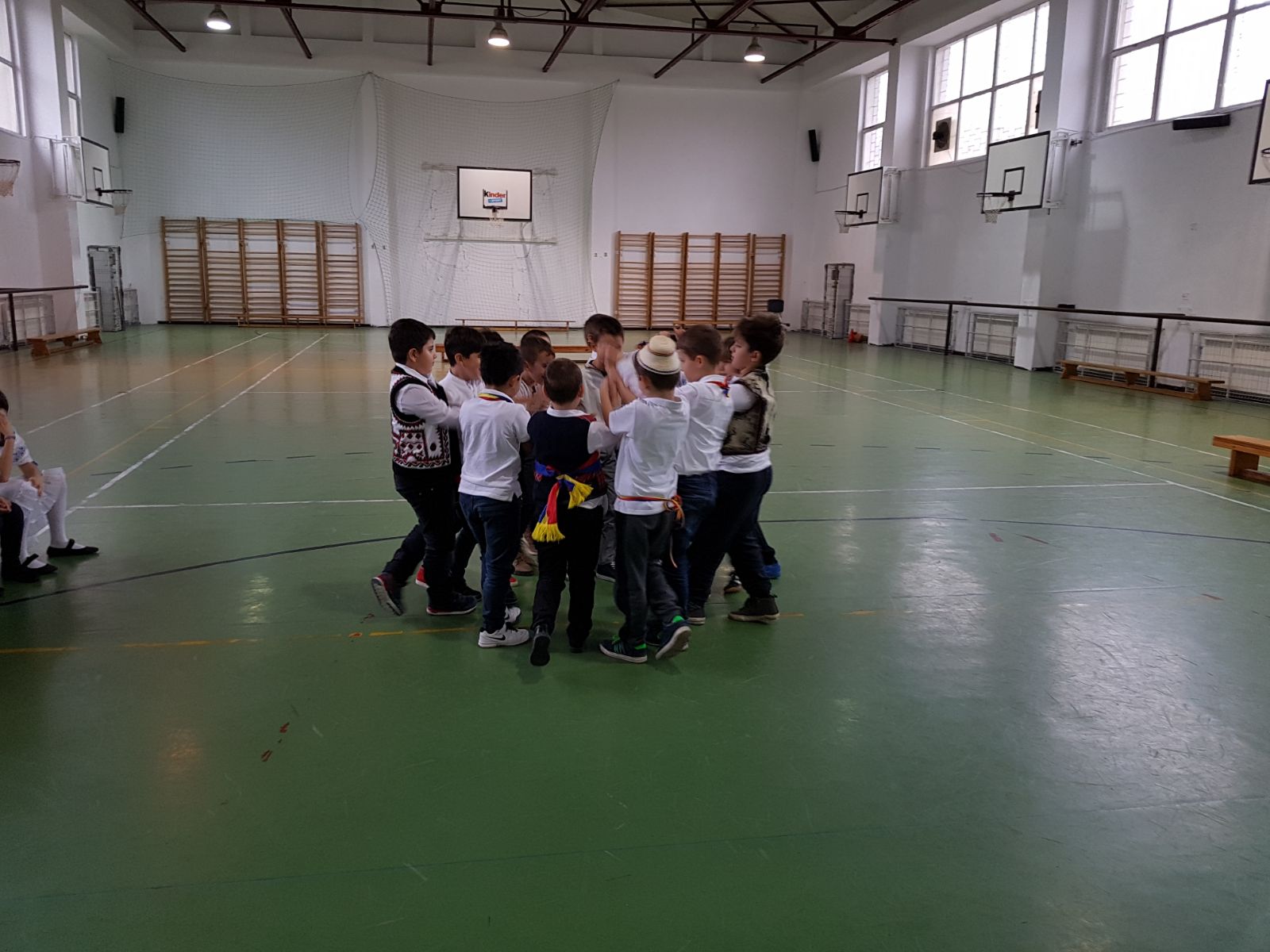 http://www.scoala12bucuresti.ro/site/wp-content/uploads/2017/12/10.jpg