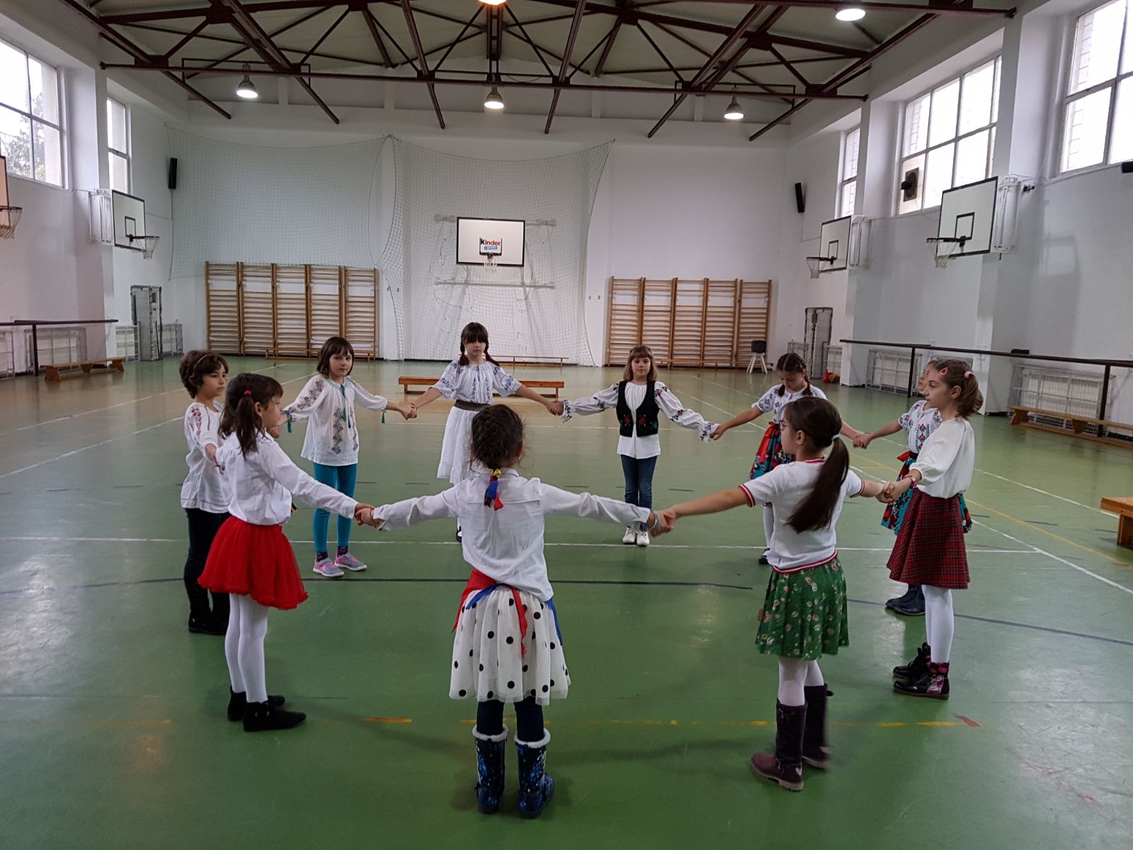 http://www.scoala12bucuresti.ro/site/wp-content/uploads/2017/12/12.jpg