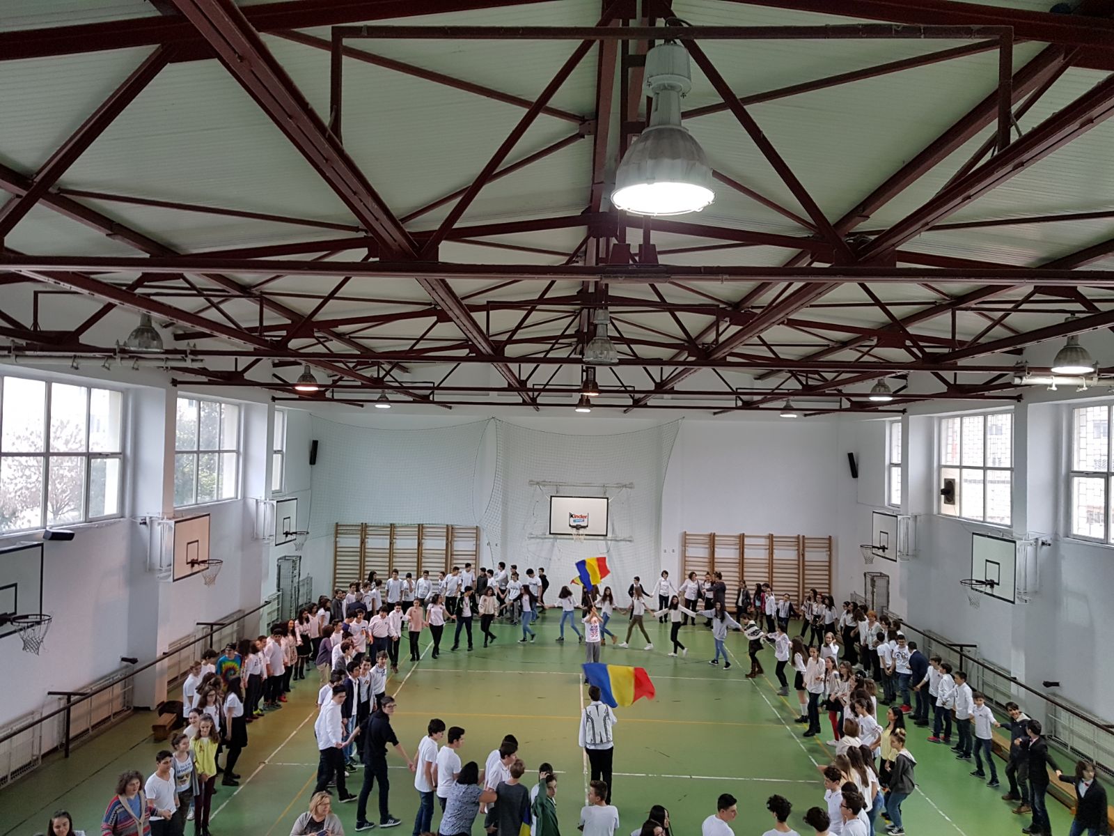 http://www.scoala12bucuresti.ro/site/wp-content/uploads/2017/12/14.jpg