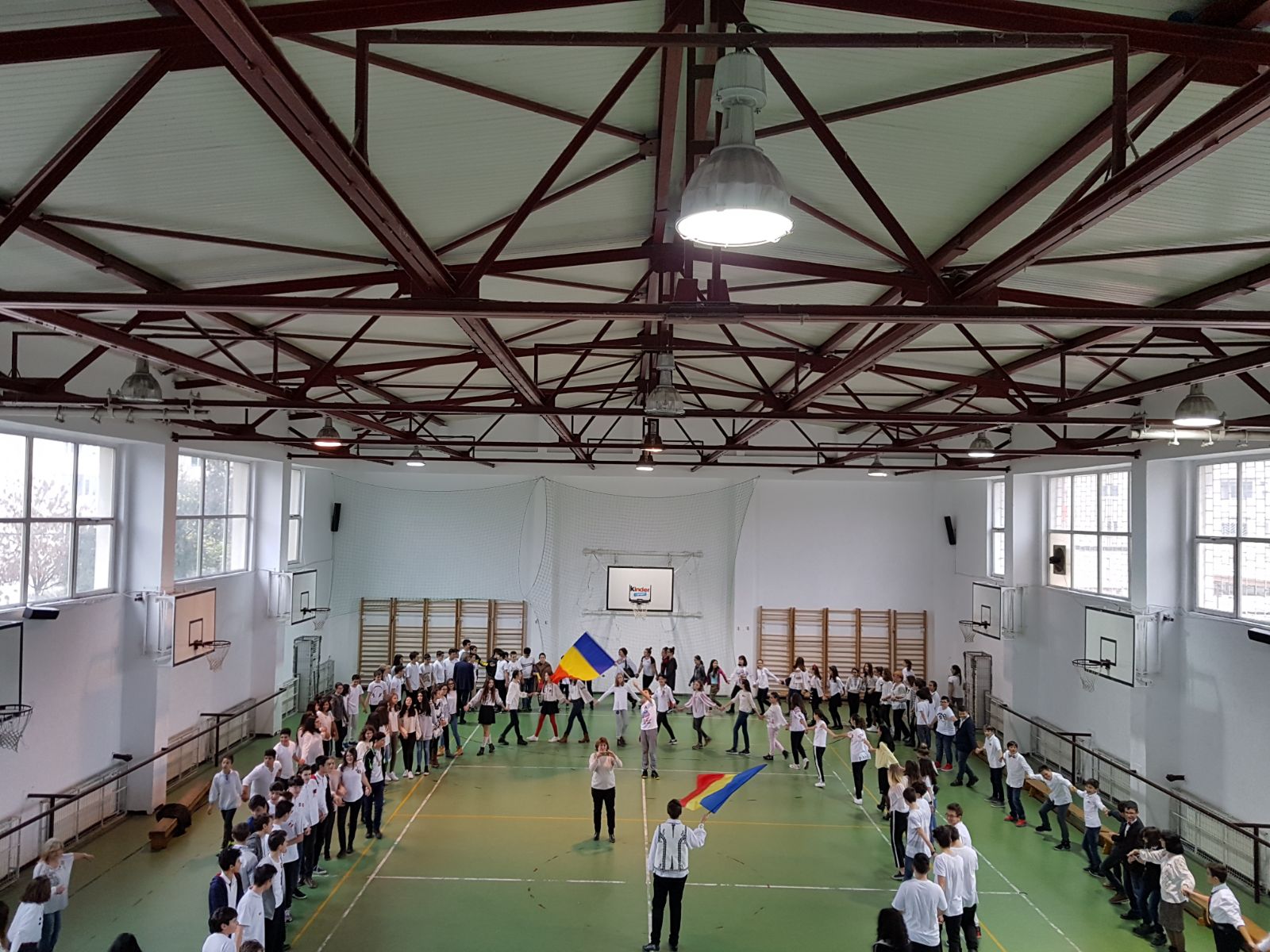 http://www.scoala12bucuresti.ro/site/wp-content/uploads/2017/12/15.jpg